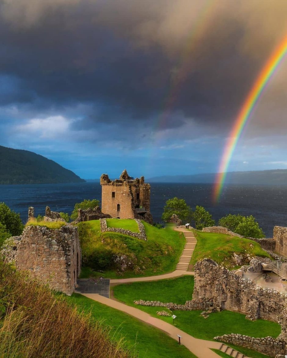 Замок Аркарт в Шотландии