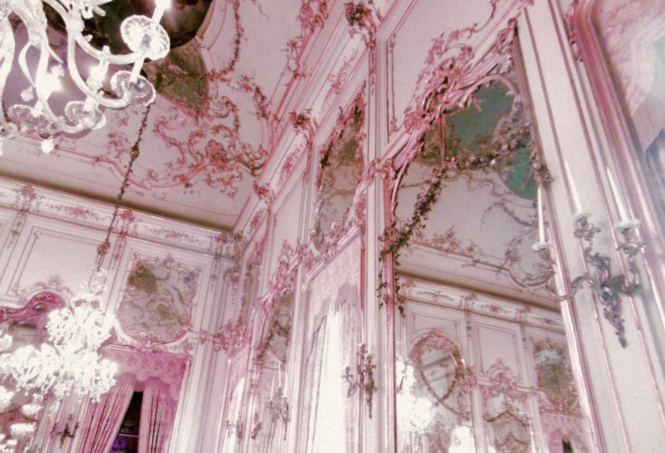 Дворцы с розовых тонах