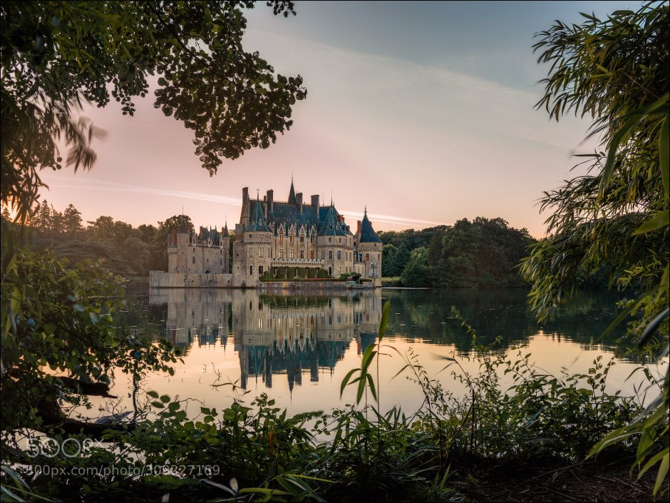 Chateau de la Bretesche замок