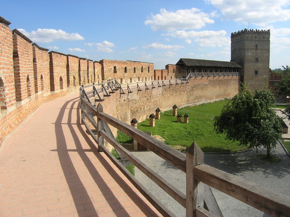 Главная башни ворота средневековые замки