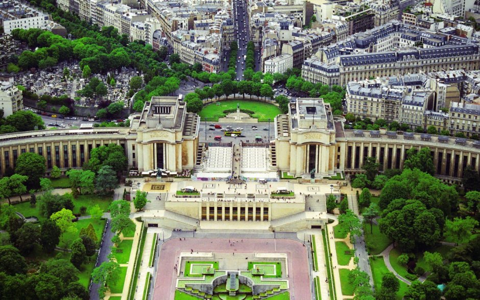Площадь Трокадеро в Париже