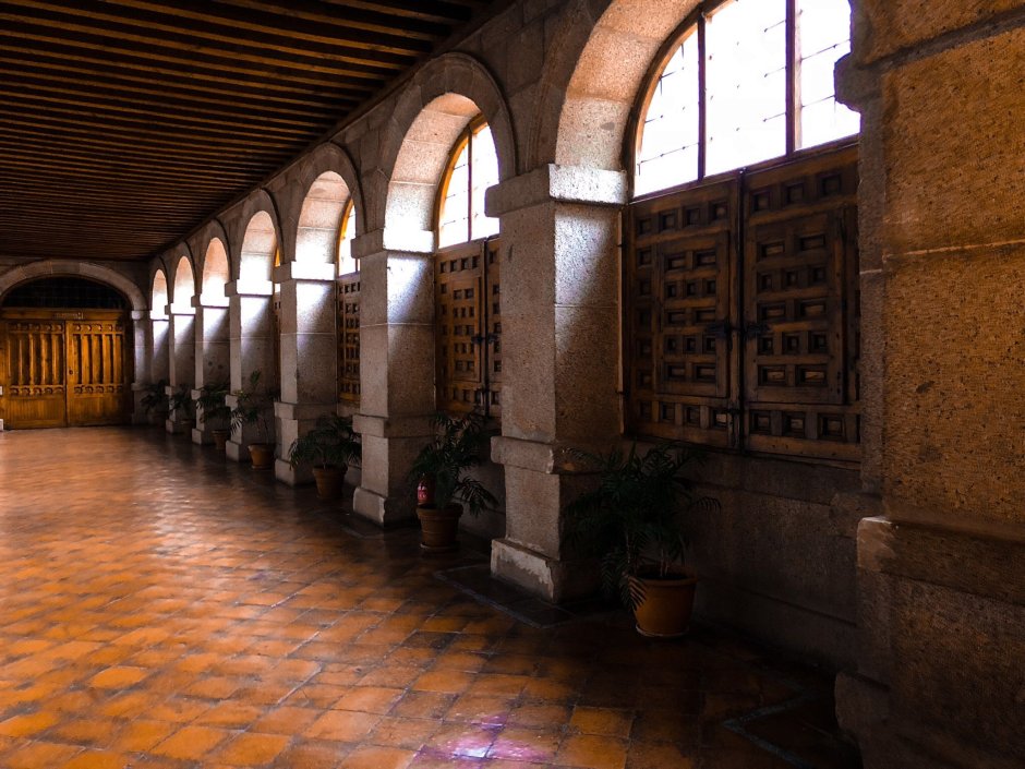 Королевский дворец монастырь Эскориал план