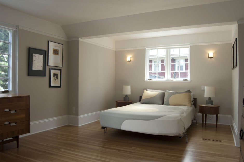OC-20 Benjamin Moore pale Oak