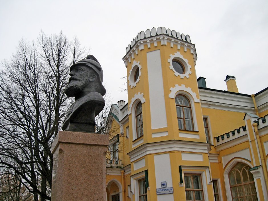 Дворец князя Львова в Стрельне