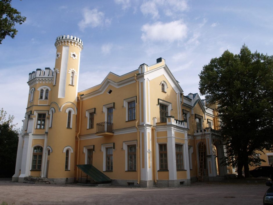 Константиновский парк в Стрельне