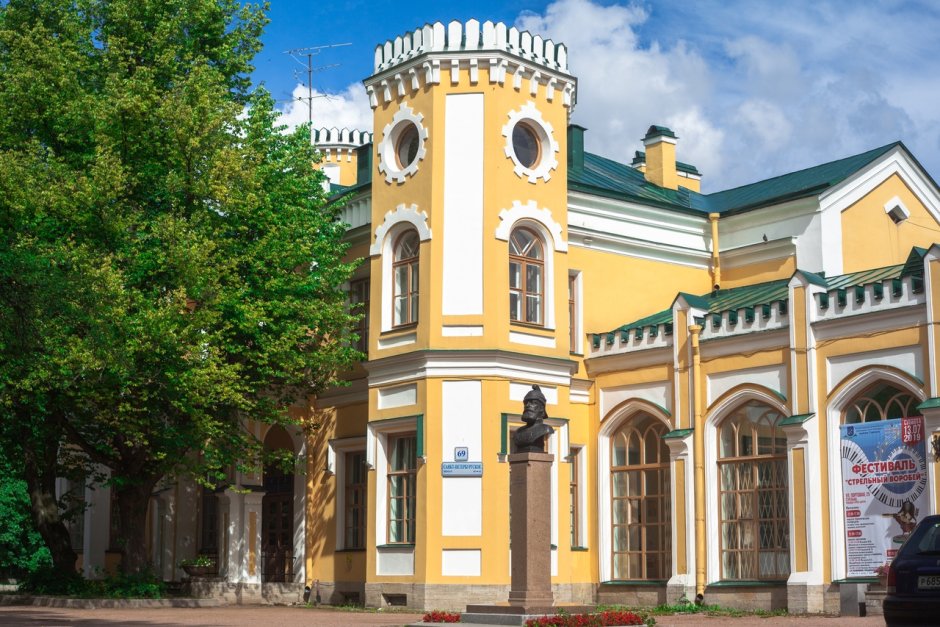 Львовский дворец, посёлок Стрельна