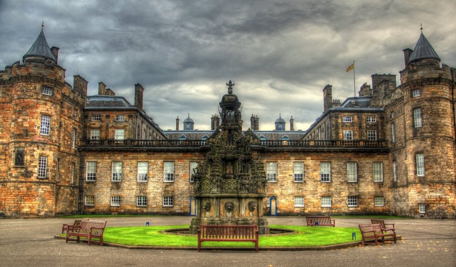 Резиденция Шотландии Эдинбург