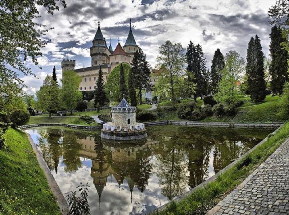 Бойницкий замок Словакия план