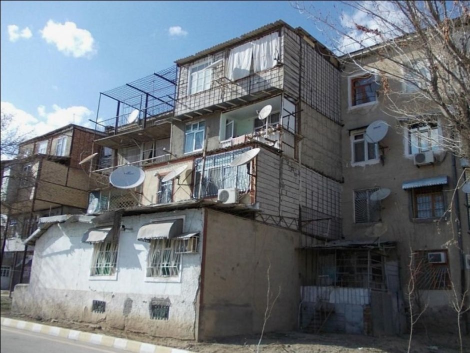 Старый балкон