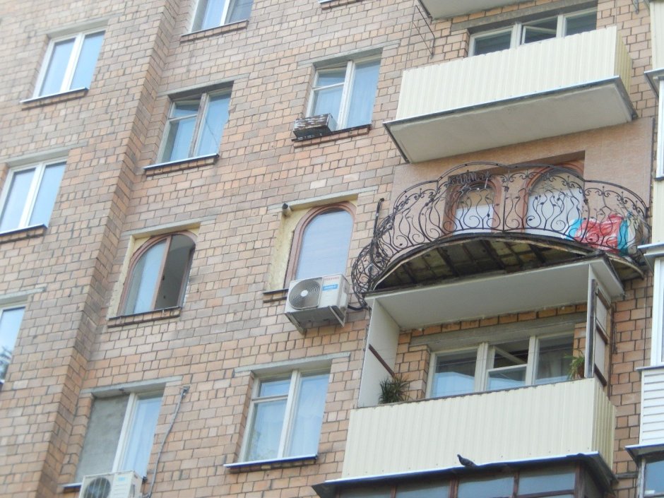Отделка балкона