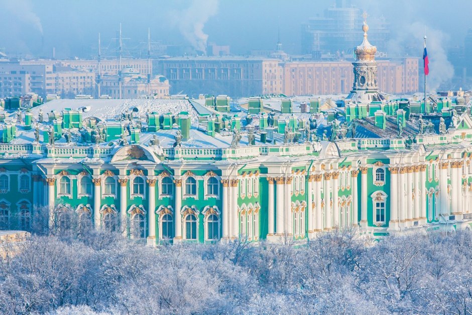 Фасады зимнего дворца в Петербурге
