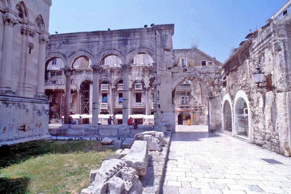 Дворец Диоклетиана в Сплите реконструкция