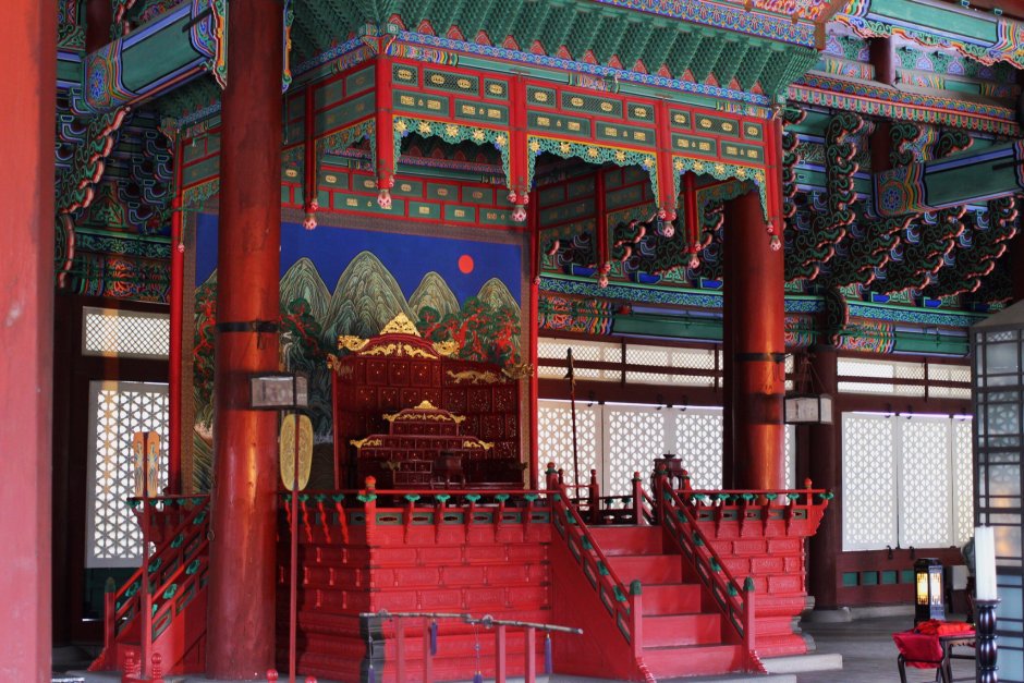 Корейский дворец Кенбоккун фон