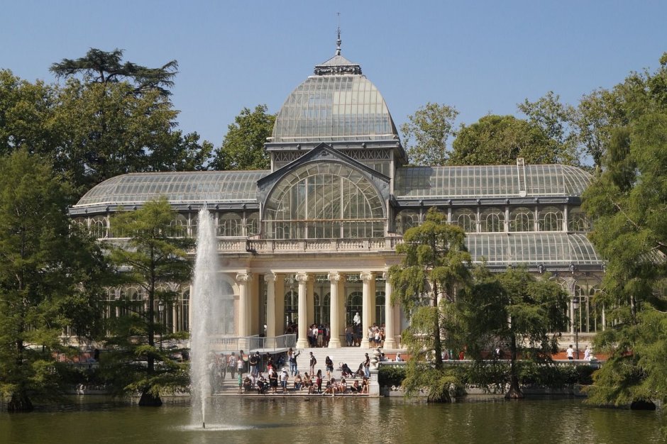 Хрустальный дворец парк Буэн-Ретиро Мадрид