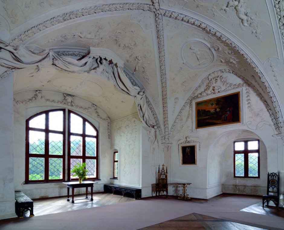 Замок Пернштейн планировка