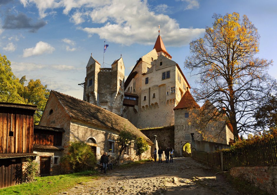 Замок Pernstejn Чехия