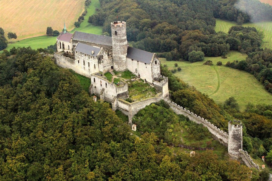 Интерьер средневекового замка Готика