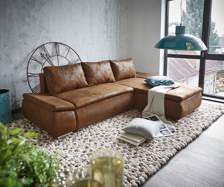 Кожаный диван в стиле лофт