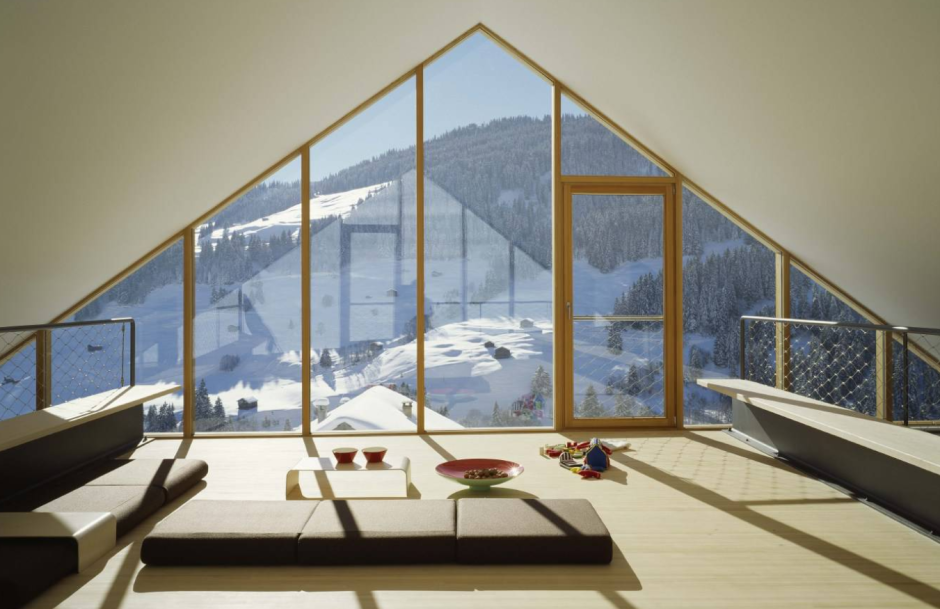 Интерьер с окном зима