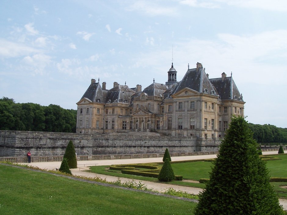 Барокко во Франции замок во Ле Виконт