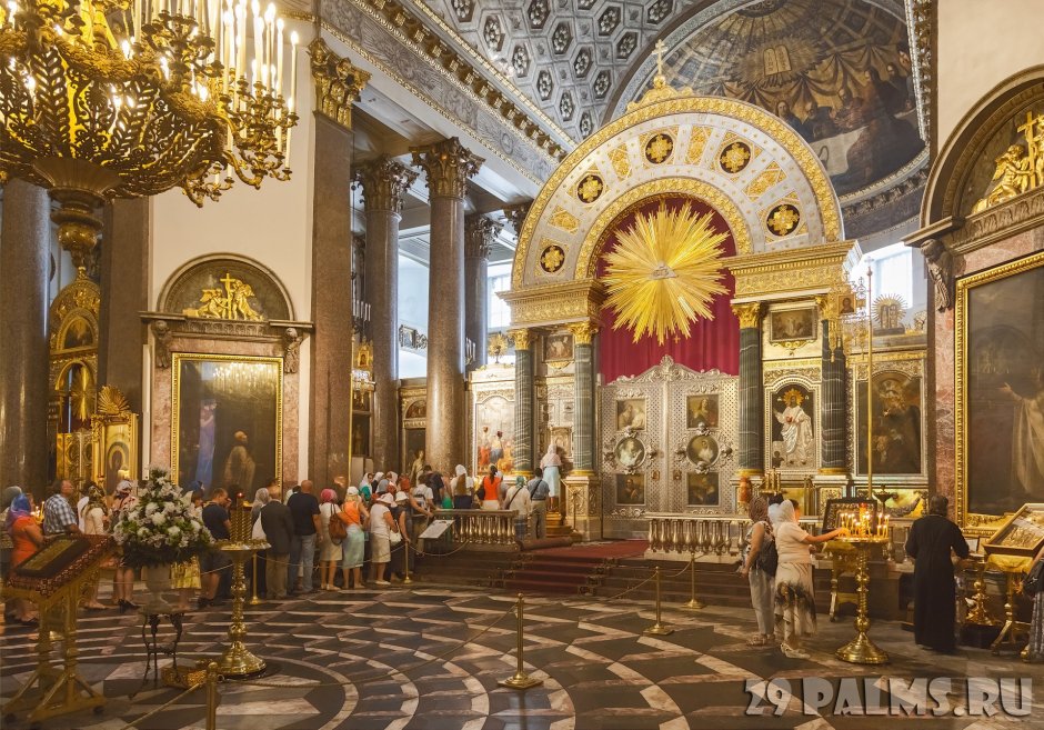 Алтарь Казанского собора в Петербурге