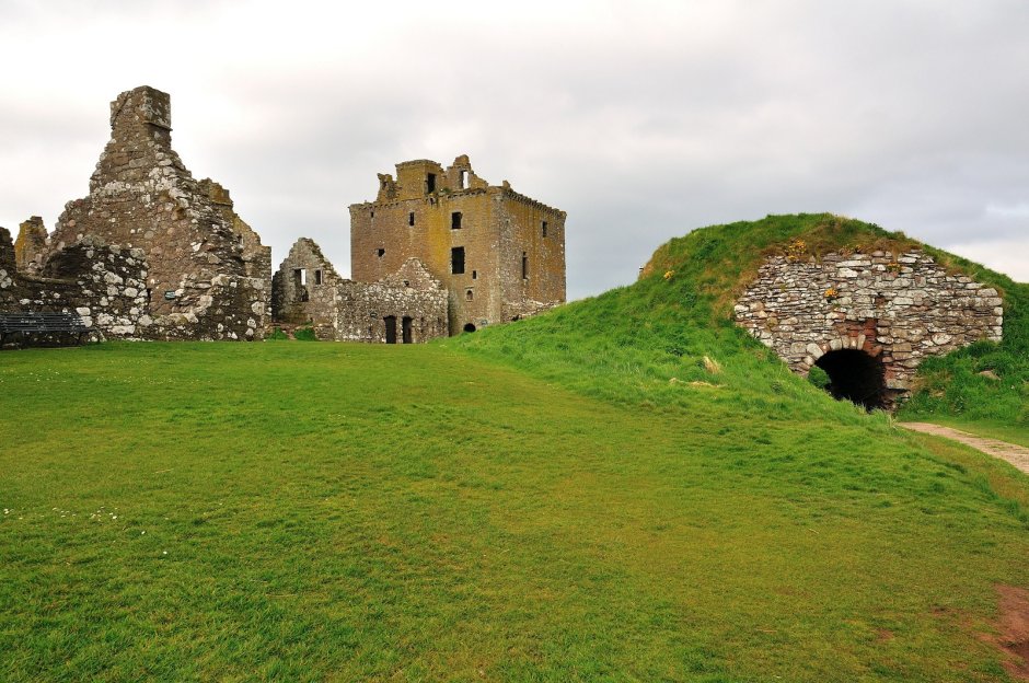 Замок Данноттар — Стонхейвен/Абердин, Шотландия кратко