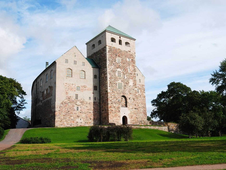 Background Turku Castle
