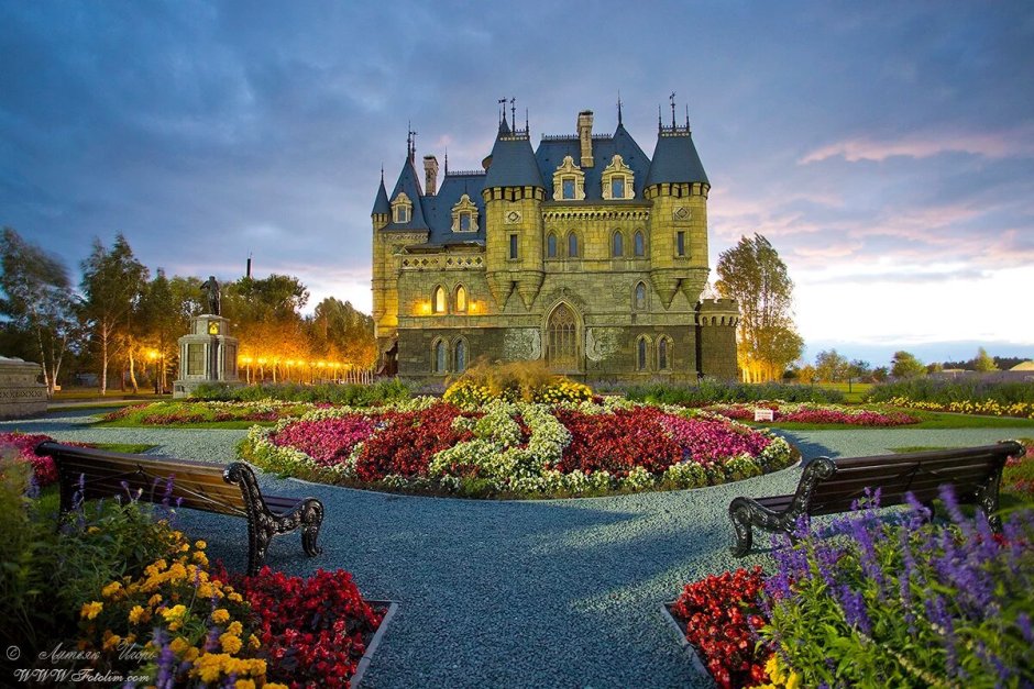 Замок де ля Рошпот, Франция