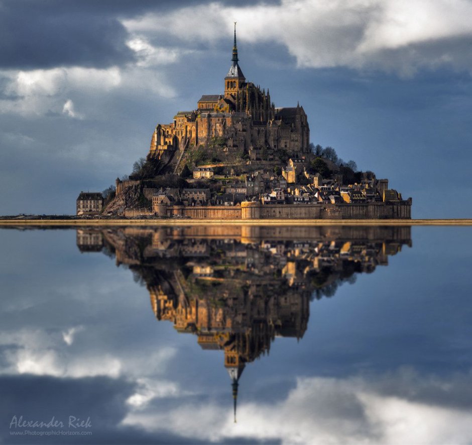 Замок Мон-сен-Мишель Нормандия Франция