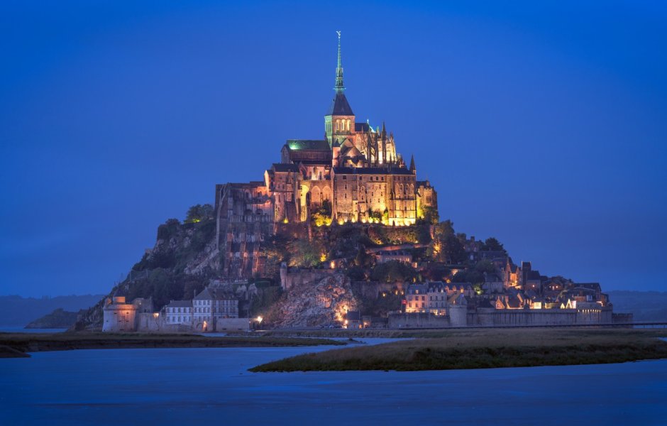 Крепость Мон-сен-Мишель, Франция