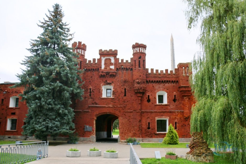 Цитадель Брестской крепости архив