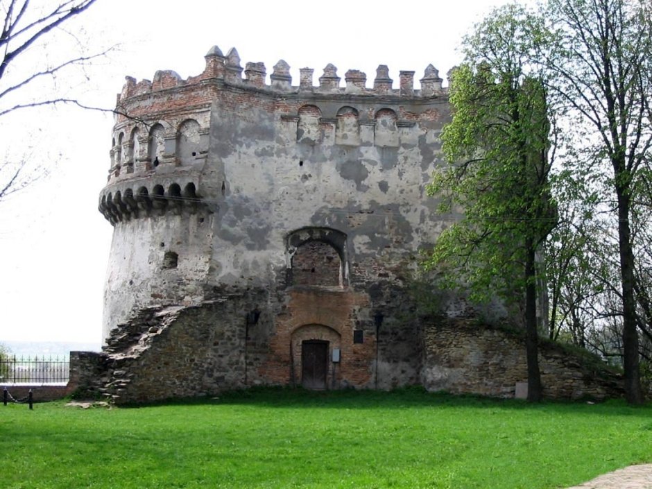 Наполеон Орда замок