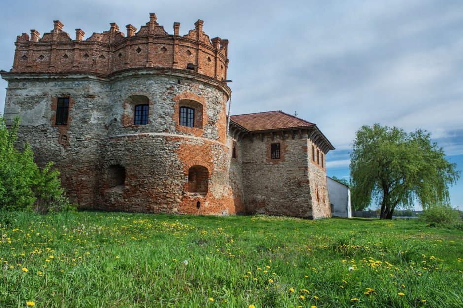 Староконстантиновский замок