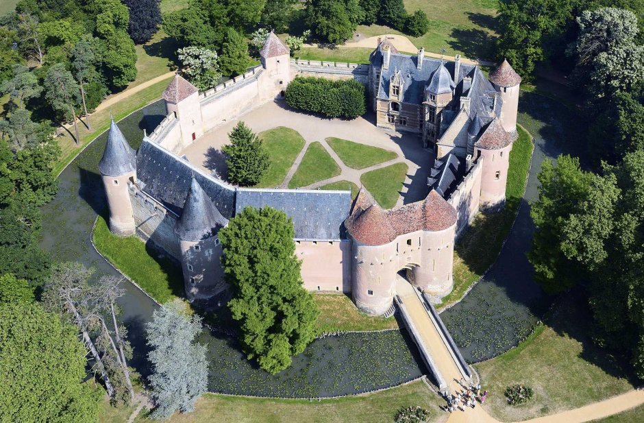 Замок Château de Fleckenstein во Франции