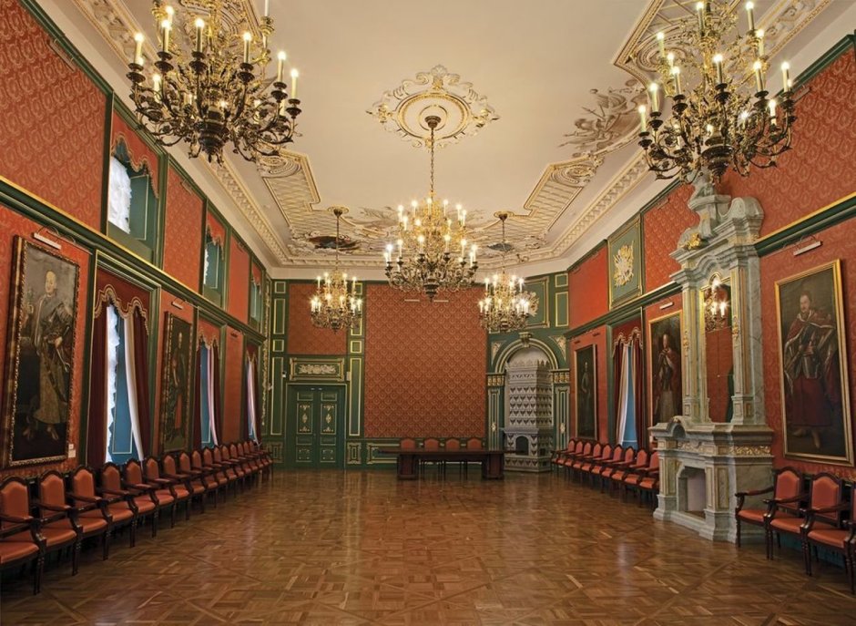 Мирский замок внутри