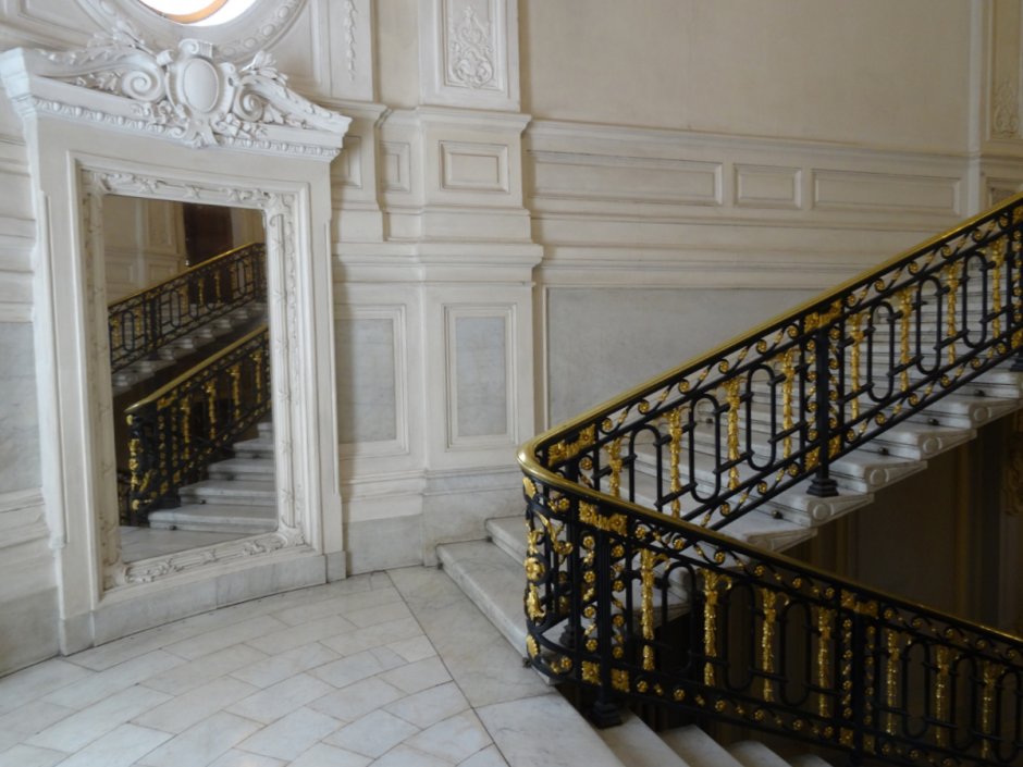 Румянцевский дворец в Санкт-Петербурге лестница