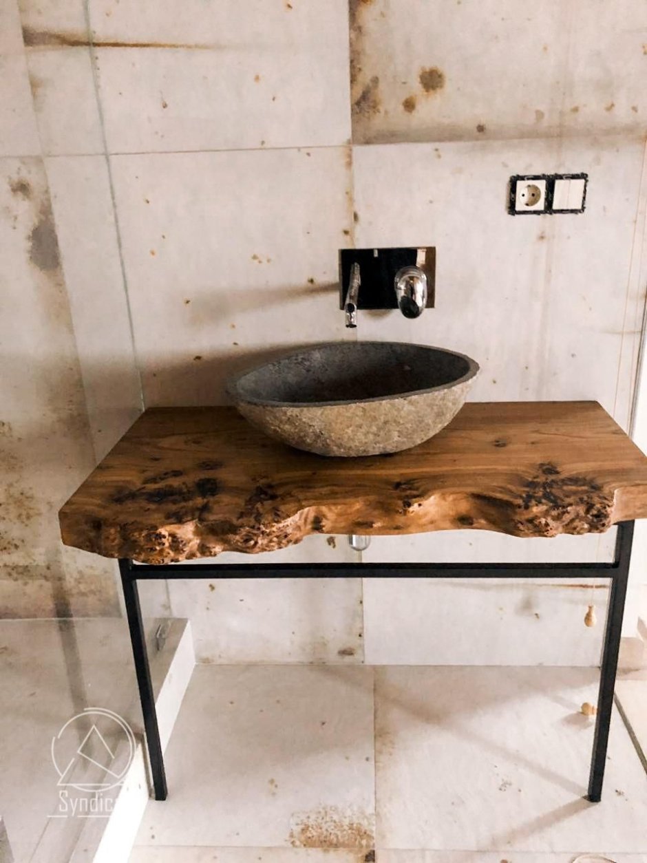 Деревянная столешница в ванную под раковину