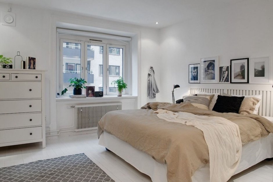 Белая спальня в Сканди стиле