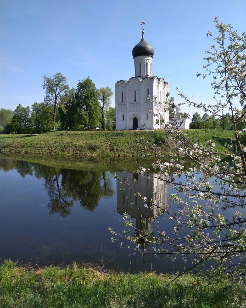 Церковь Покрова на Нерли, посёлок Боголюбово