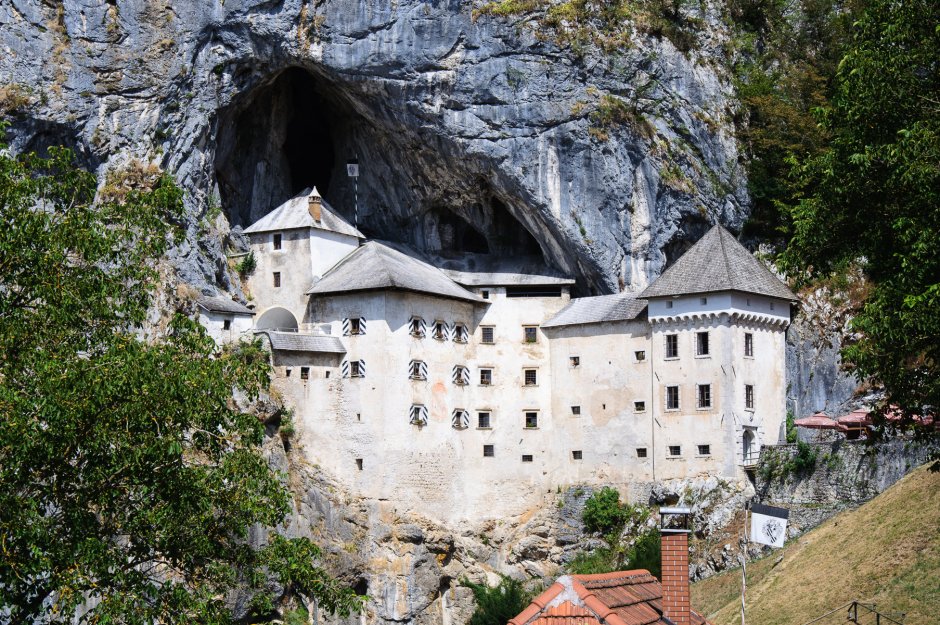 Предъямский замок фото внутри и снаружи