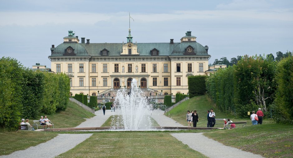 Королевский дворец Дроттнингхольм