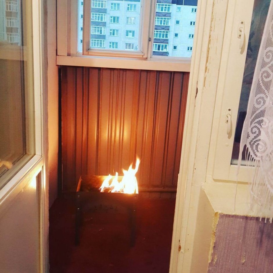 Освещение на балконе