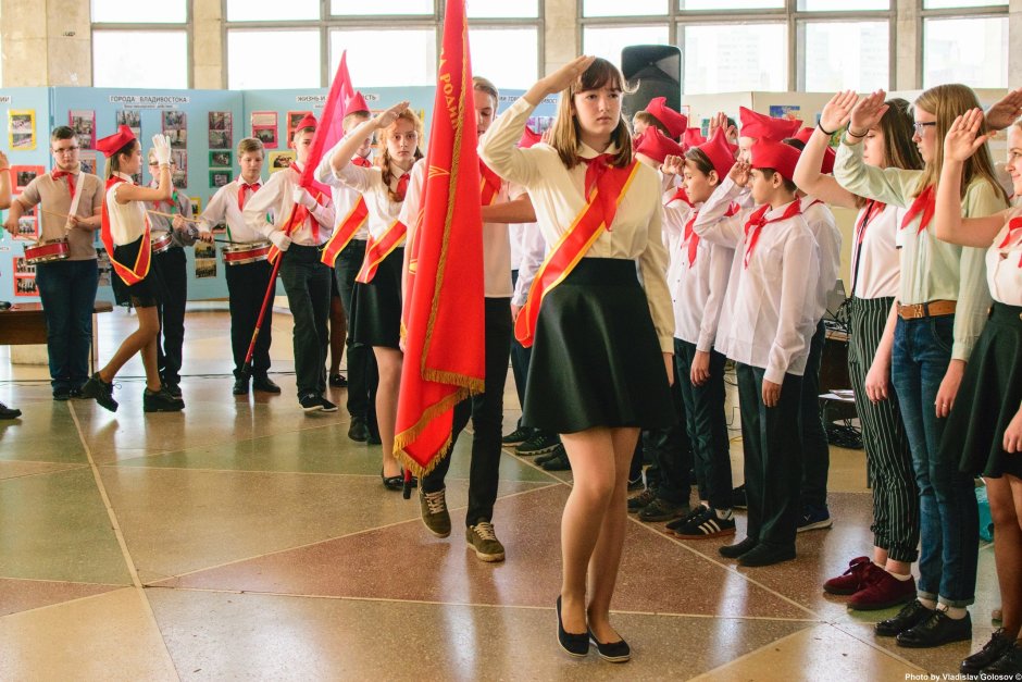 Пионеры сериал Константинов