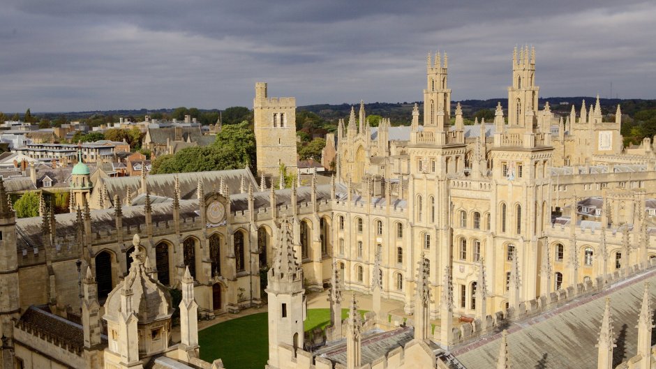 Средневековые университеты Оксфорд