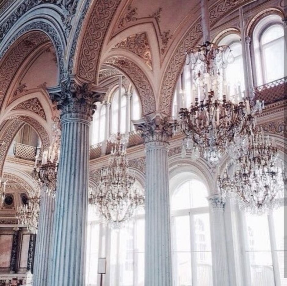 Дворец Luxury Antonovich