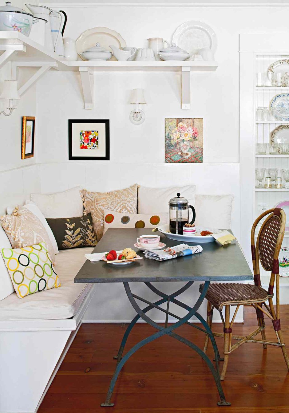 Чайный шкафчик на кухню