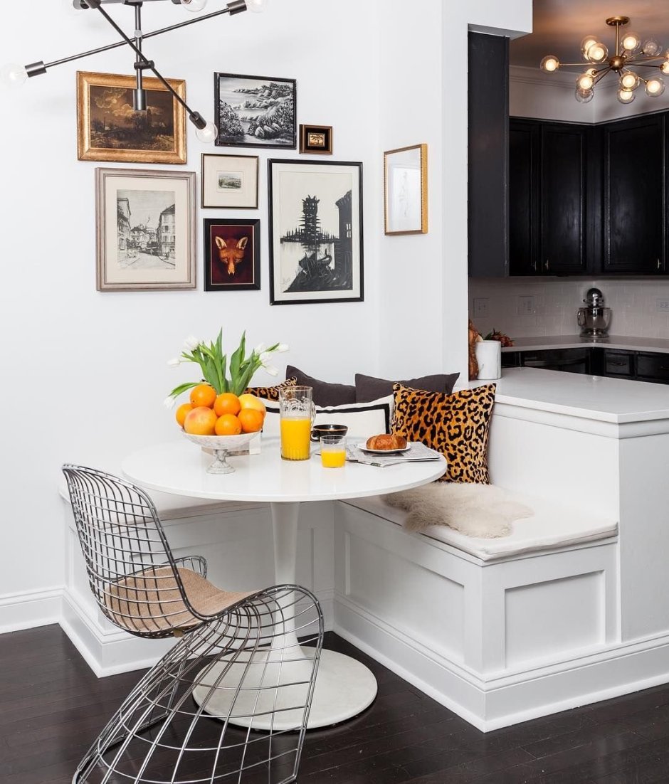 Стейшен в кофейне