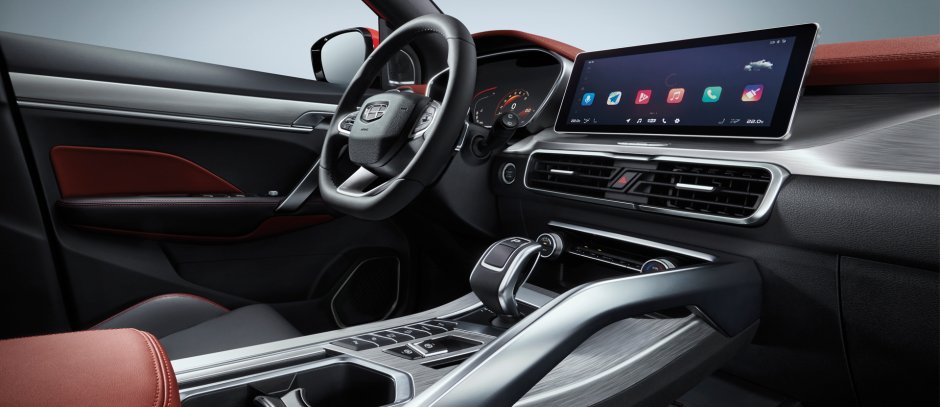 Geely паркетник салон