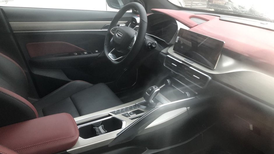Geely Coolray sx11