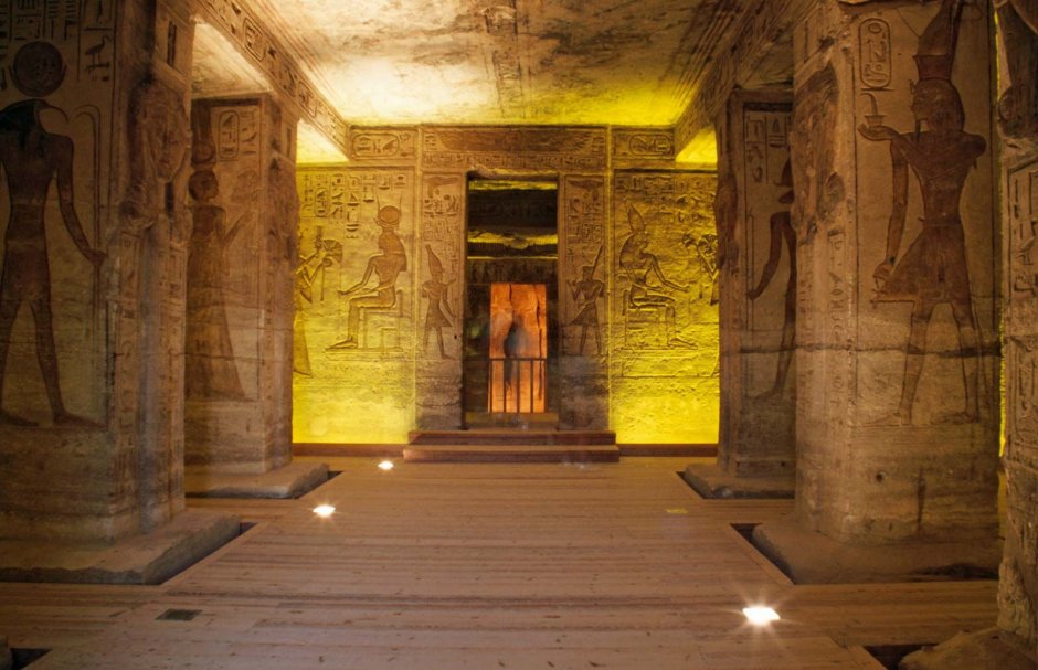 Тронный зал в древнем Египте